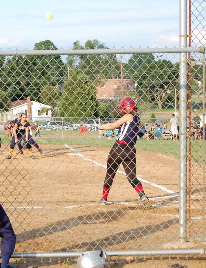 A+JLS+player+is+up+to+bat+in+a+game+gainst+Hellam.+The+Jacobus+Loganville+Springfield+%28JLS%29+rec+team+is+the+most+popular+among+Dallastown+girls.+