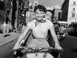 Princess Ann (Audrey Hepburn) enjoying her day away from her famous life with Joe Bradley (Gregory Peck)