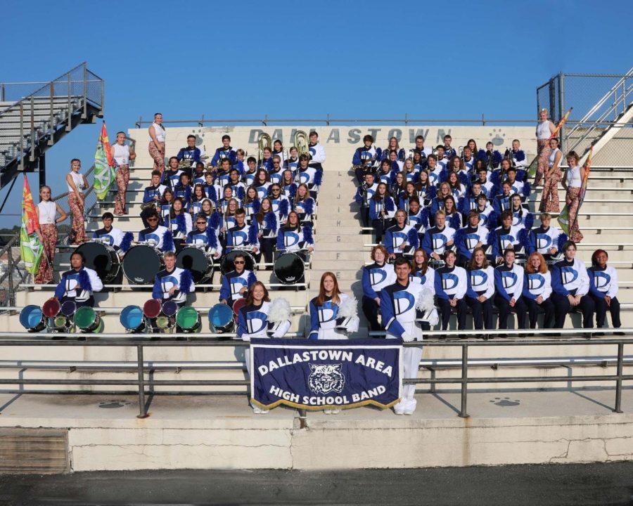 A+picture+of+the+entire+Dallastown+marching+band+from+this+past+season.+
