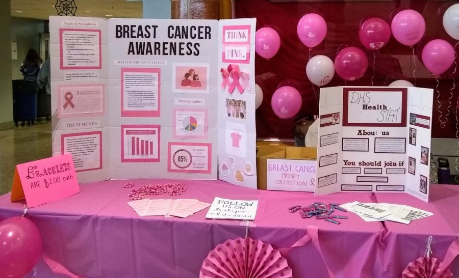 The Dallastown Health STAT Clubs Breast Cancer Awareness table at lunch for the week of October 17th. 