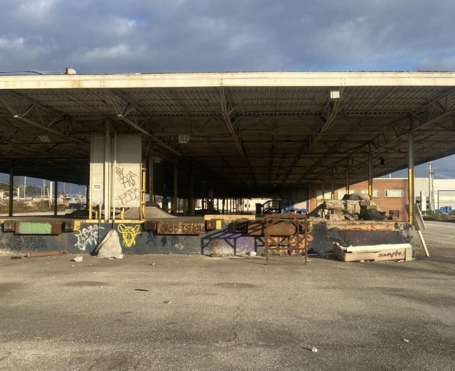 The old loading dock next to route 30 has became one of the most popular skate spots in York. It is  not much, but it is a great spot that has cover. Even though it does not look like much, many Dallastown students are regulars of the spot.